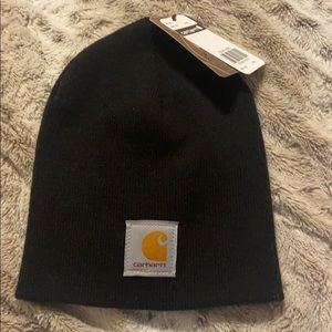Black carhartt hat